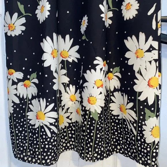 Le Lis Black White Daisy Floral Polka Dot Print Lined Maxi Dress NWT - Picture 8 of 15